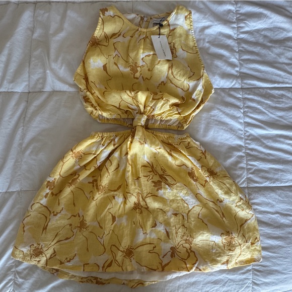 NWT Faithfull the Brand Enditha 100% Linen Mini Dress Willa Floral Size 6 - Picture 2 of 9